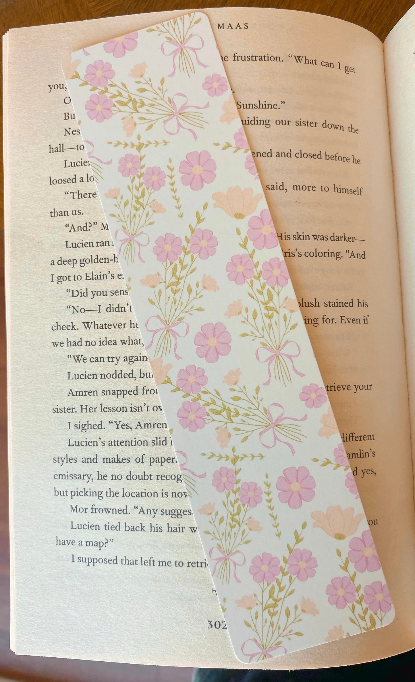 Flower Bow Bouquet Bookmark